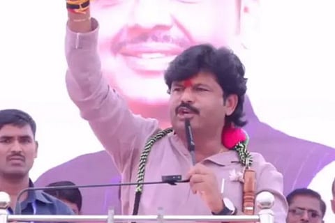 ವಿಜಯವಾಣಿ (56)