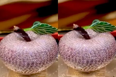 apple