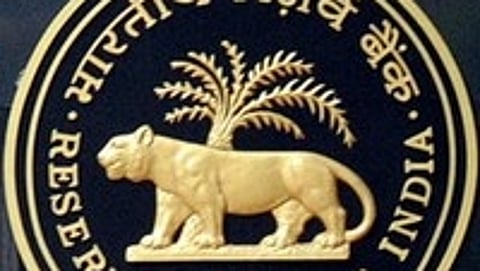 ऋण: क्या आप इसे उधार लेने जा रहे हैं? तो इसे सुनो!