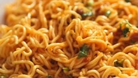 नूडल्स: "मोटापे से कैंसर से मौका तक"