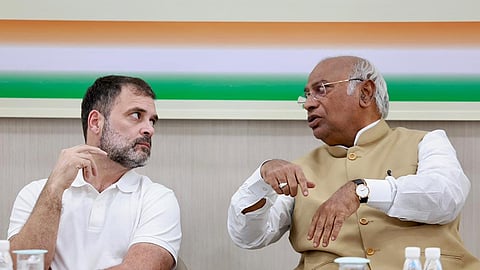 राहुल गांधी, खड़गे
