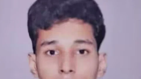 रस्सी में फंसने से मनोज की मौत हो गई।
