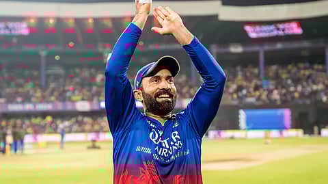दिनेश कार्तिक
