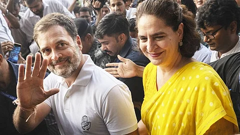 राहुल गांधी - प्रियंका गांधी - वायनाड