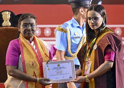 President Murmu Emphasizes Lifestyle Changes and Local Health Solutions at AIIMS Bhubaneswar Convocation