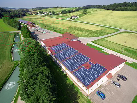 Holzinger Fisch's energy requirement at night is covered by CO2-neutral electricity from hydropower.