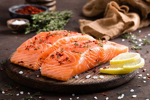 Visscher Seafood Group offers salmon and whitefish from the North Atlantic Ocean.
