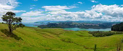 Panoramic view of the Hauraki Gulf (Tikapa Moana), Coromandel Peninsula, north from the western end of the Bay of Plenty, North Island, New Zealand.