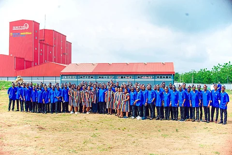 The new feed facility will be able to manufacture 125,000 metric tons of extruded fish and animal feeds per year.