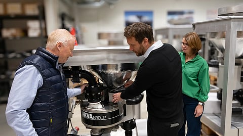 Waterborne feeding: The experiences from the Atlantis project have laid the foundation for today’s Nautilus concept, which now optimizes deep farming with seamlessly integrated solutions. From left: CEO Knut Nesse, Arnstein Hosaas, and Merete Gisvold Sandberg at AKVA group.