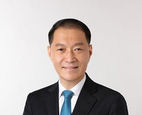 Edward Min held executive leadership roles at Dongwon Industries and Dongwon Systems.