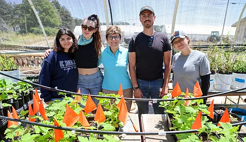 Professor Anne Kapuscinski (center) with (from left to right) Student Research Assistants Madison Medina and Macy Van Vlielt, Project Manager Stavros Boutris, and Pie Ranch Agriculture and Conservation Specialist Anika Tonnesen. Student Research Assistant Sterling Jackson not pictured.