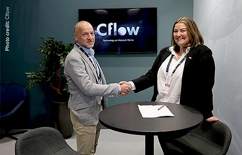 Pure Salmon's CEO, Per Ivar Foshaug, and Cflow's Vice President of Sales, Gunn-Marit Nerem.