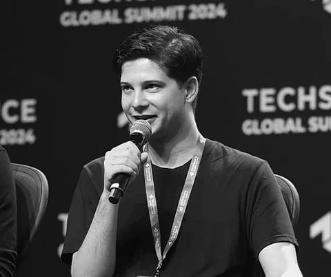 Felix Collins is the founder and Managing Director (CEO) of Full Circle Biotechnology.