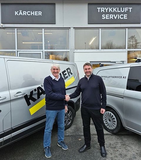 Jan Atle Yndestad, general manager of Trykkluftservice (left) and Asbjørn Skaro, managing director of Redox (right).