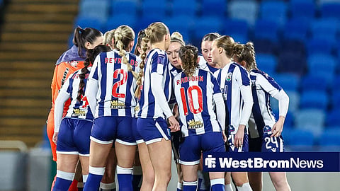 West Brom Women in a huddle vs Everton