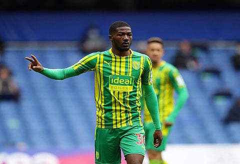 Report: Ainsley Maitland-Niles held showdown talks with West Brom squad in April