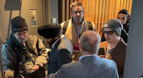 Liberal 'helper' Stephen Carter bars Western Standard reporter James Snell, an accredited member of the Alberta Legislature Press Gallery, from Mark Carney's announcement that he will seek the leadership of the Liberal Party