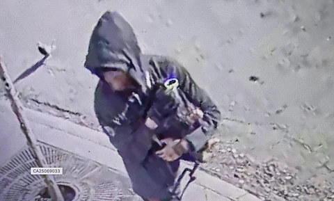 Police seek public’s help identifying sex assault suspect in Calgary park