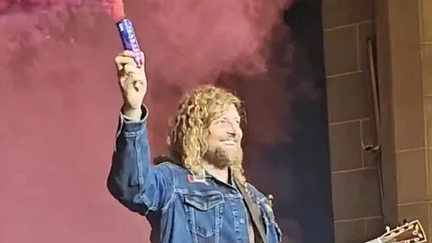Sean Feucht Smoke Bombed at Montreal Church