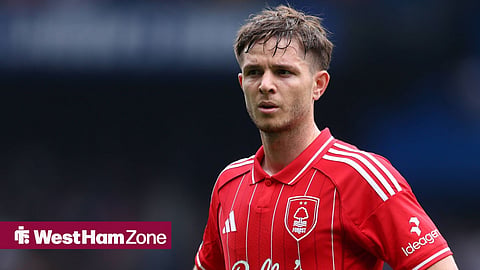 James McAtee lining up for Nottingham Forest looking left