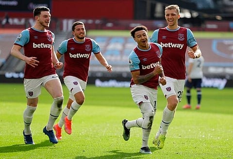 Mark Lawrenson predicts West Ham clash v Everton