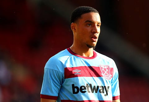 ExWHUemployee: Swansea win race to sign West Ham United winger Armstrong Oko-Flex on loan