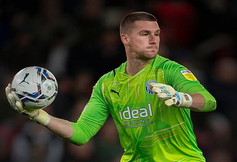 Tony Cottee believes West Ham United have sealed deal for English goalkeeper