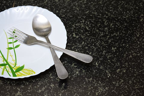 আপনি কি ভাল বোধ করার জন্য খাবার খাচ্ছেন?