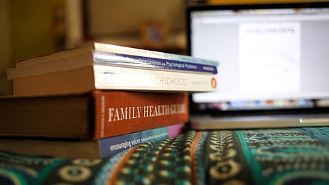 আত্মহত্যা সবার চিন্তার কারণ