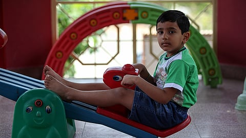 সন্তানদের মানসিক অসুস্থতায় বাবা-মায়ের দিশাহারা অবস্থা