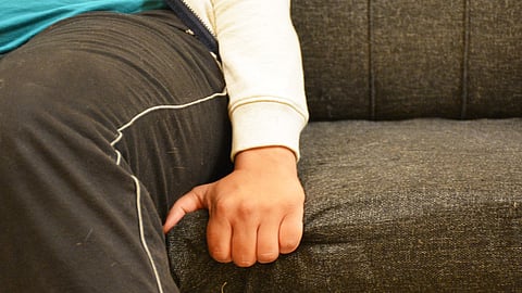 शर्मिंदगी का सामना करना उत्तरजीवियों को सशक्त बनाता है