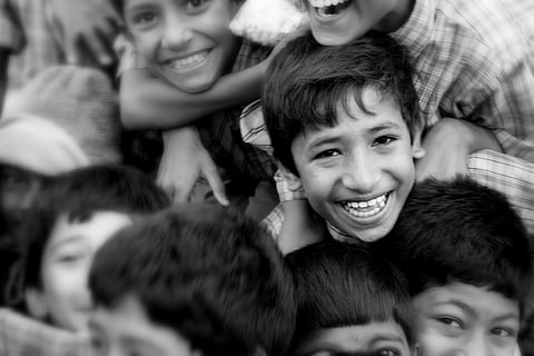 प्रेरणादायी यादों से अपनी मनोदशा मजबूत करें