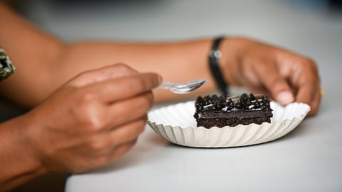 अत्यधिक खाने का विकार यानी बिन्ज-ईटिंग डिसऑर्डर