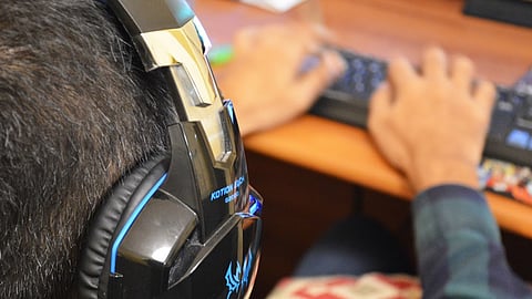 ಟೆಕ್ನಾಲಜಿ ಅಡಿಕ್ಶನ್