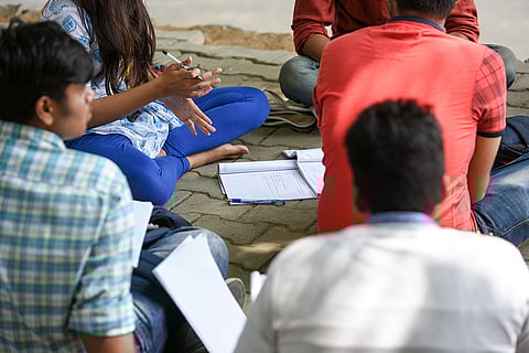 കുഴപ്പം പിടിച്ച കൗമാരക്കാലം