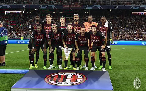 لياو وجيرو يقودان تشكيل ميلان الرسمي ضد أتالانتا في الدوري الإيطالي