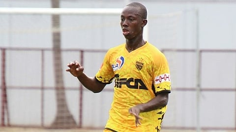 حقيقة اقتراب الأهلي من ضم الايفواري محمد زوجرانا