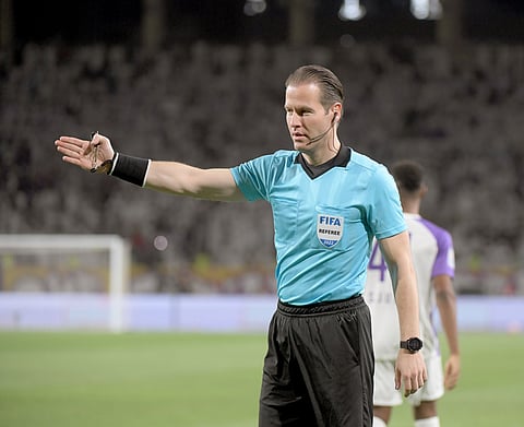 الحكم الهولندي داني ماكيلي