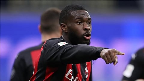 فيكايو توموري - ميلان