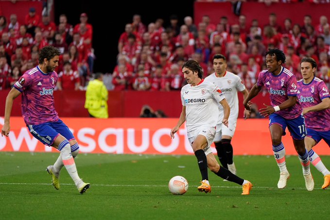 يوفنتوس وإشبيلية