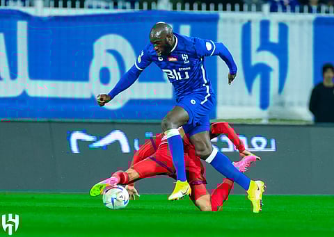 الهلال ضد ضمك - الدوري السعودي