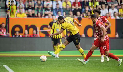 بوروسيا دورتموند ضد ماينز