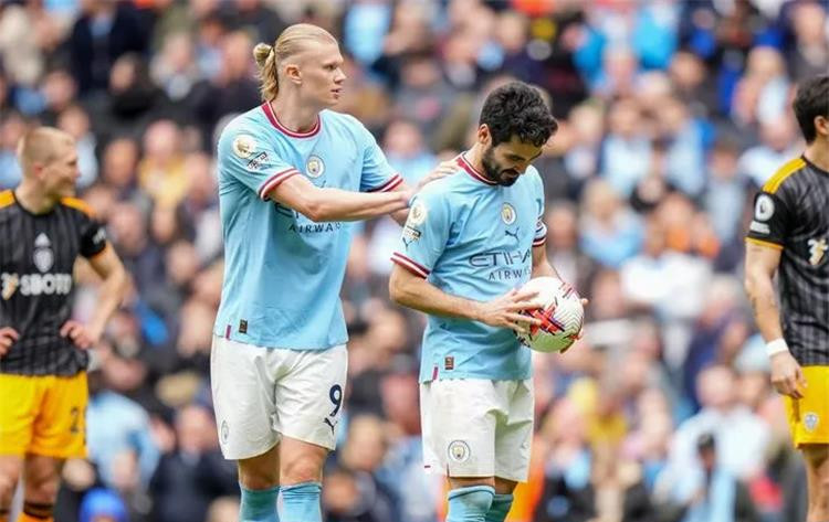 إلكاي جوندوجان - إيرلينج هالاند