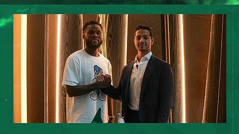 الأهلي السعودي يعلن تعاقده رسميًا مع كيسيه من برشلونة