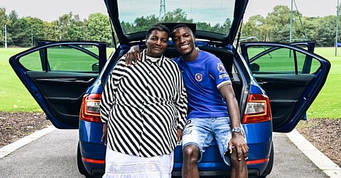 موسيس كايسيدو