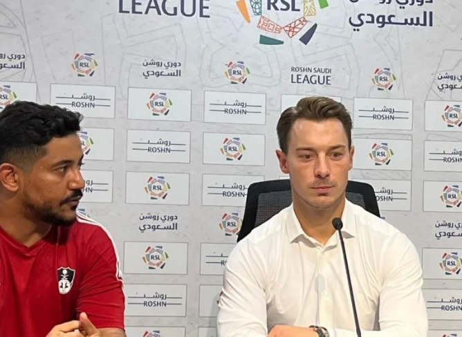 مدرب أهلي جدة