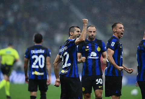 إنتر ميلان يكتسح ميلان برباعية في ديربي الغضب بالدوري الإيطالي.. فيديو