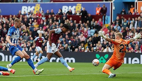 أولي واتكينز، لاعب أستون فيلا