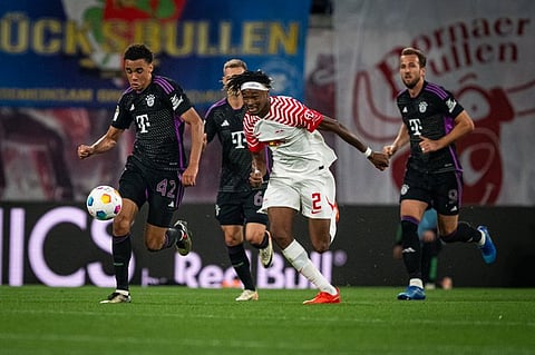 بايرن ميونخ يتعثر أمام لايبزيج بتعادل إيجابي في الدوري الألماني